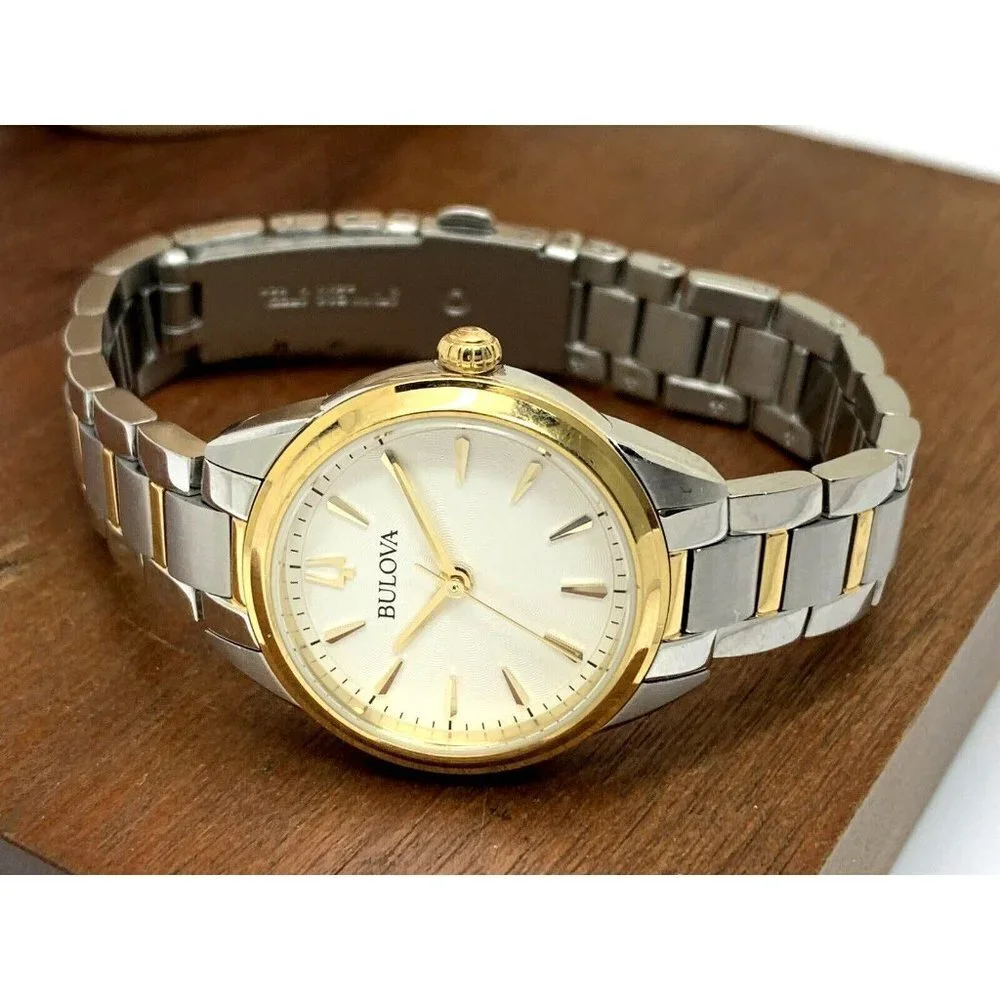 Bulova Women's Watch 98L277 Quartz 28mm Two Tone Stainless Steel Bracelet